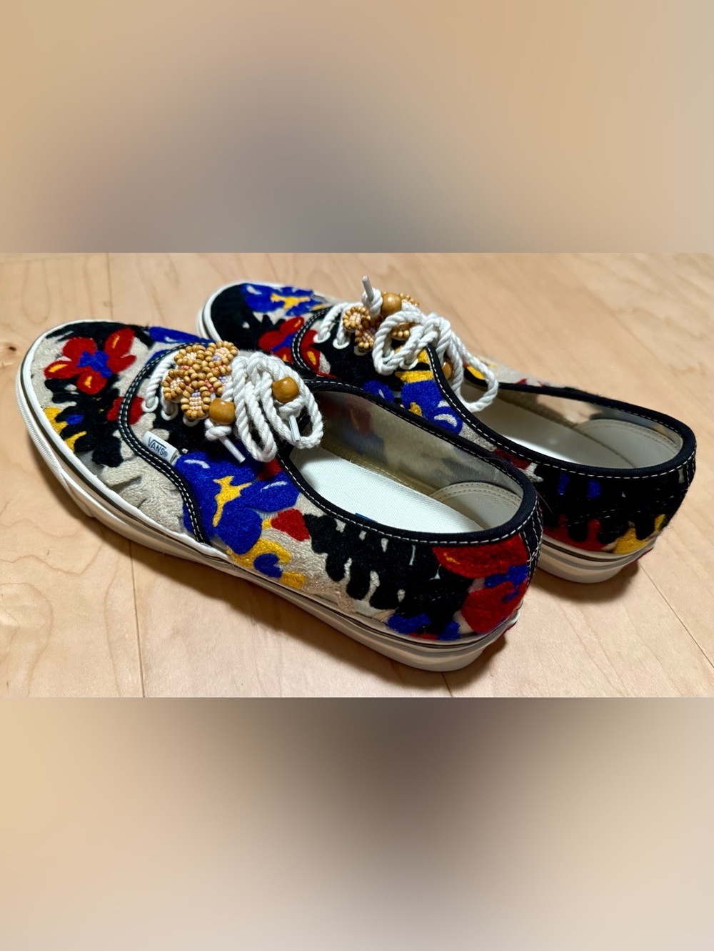 NWOB Vans Premium Authentic 44 Needlework Shoes Sneakers Floral Men’s US 10.5 - Picture 2 of 7